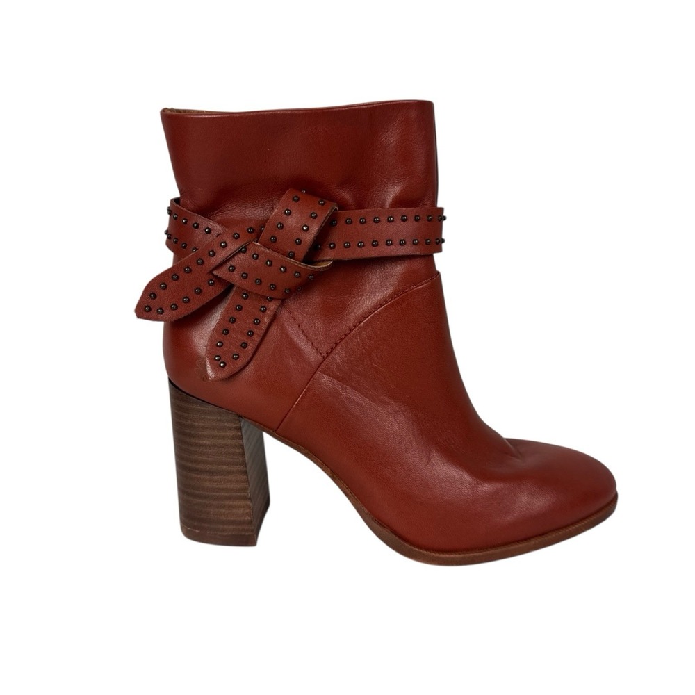 Lucky Brand Women's 6 Studded Tie Strap Leather Bootie Bootie Orange Brown Sampl